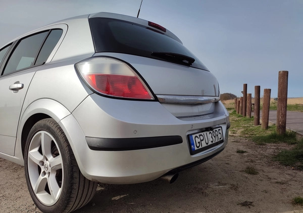 Opel Astra cena 16500 przebieg: 181000, rok produkcji 2004 z Gdańsk małe 631